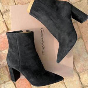 Gianvito Rossi Black Suede Pointed Block Heel Ankle Boots - Never worn